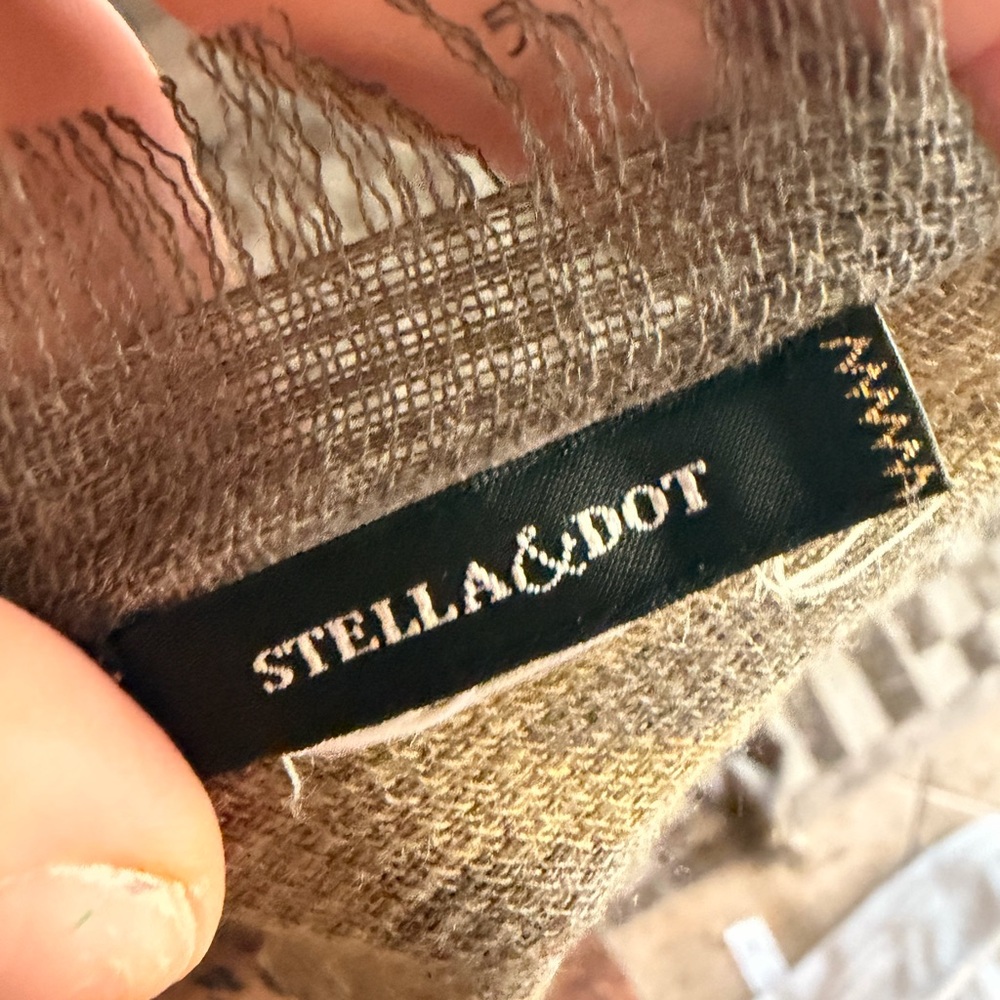 Stella & Dot Camo Pattern Scarf - Picture 2 of 3